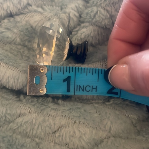 Crystal and Black Bezeled Drawer Knobs set of 10 with Hardware. - Picture 5 of 8